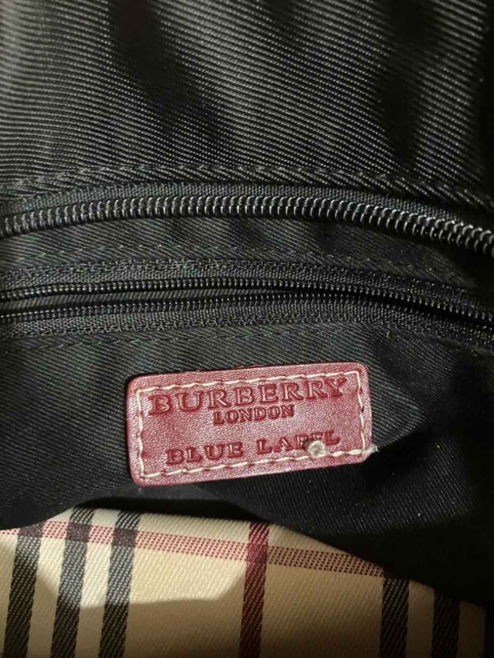 Burberry Blue Label (2015) Exclusive - Picture 4 of 6
